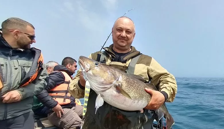 Морская рыбалка на Сахалине
